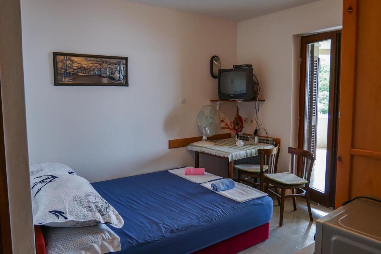 Apartmani Ivana Sveti Juraj Esterno foto